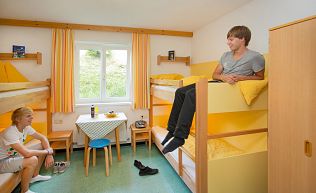 Jugendreisen Tyrol Jugendgästehaus Vorderglemm Mue Vierbettzimmer 2