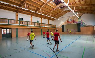 Wagrain Jugendhotel Sporthalle Spieler